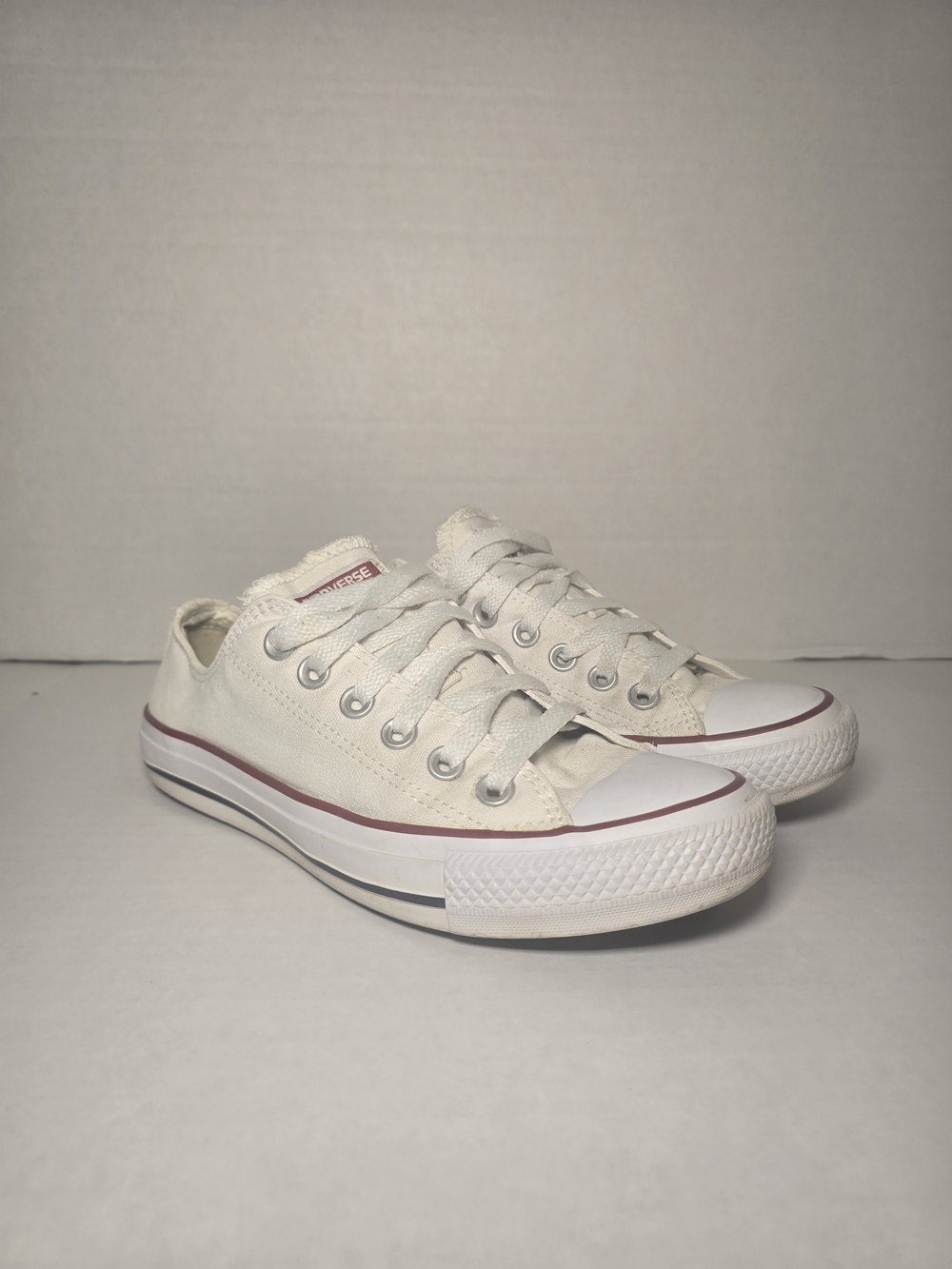 Converse Women Low-Top Sneakers in White with Maroon Stripe
